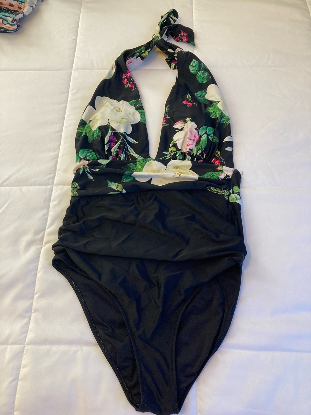 One piece swimsuit. Size small.